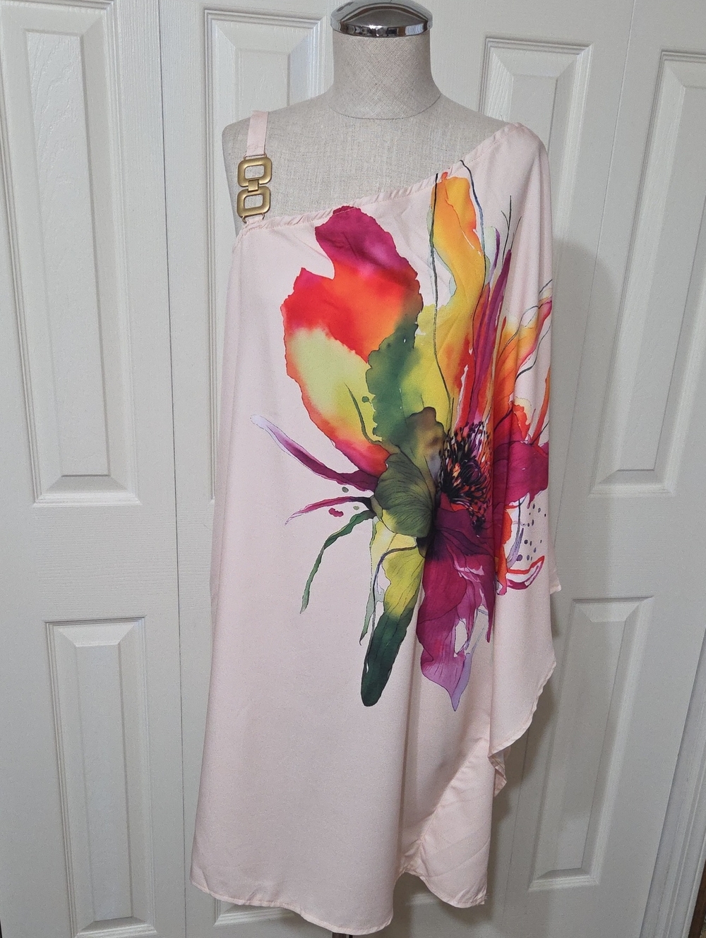Soft Pink Floral One-Shoulder Accent Dress